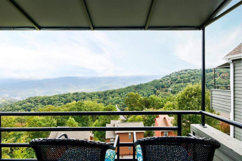 Spacious Gatlinburg Condo With Million Dollar Mountain Views Eksteriør bilde