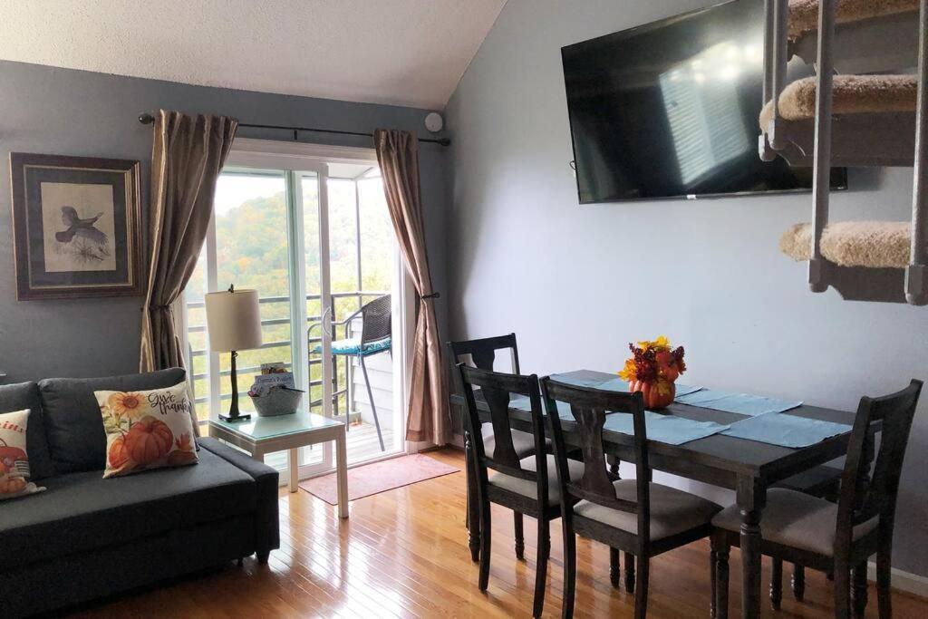 Spacious Gatlinburg Condo With Million Dollar Mountain Views Eksteriør bilde