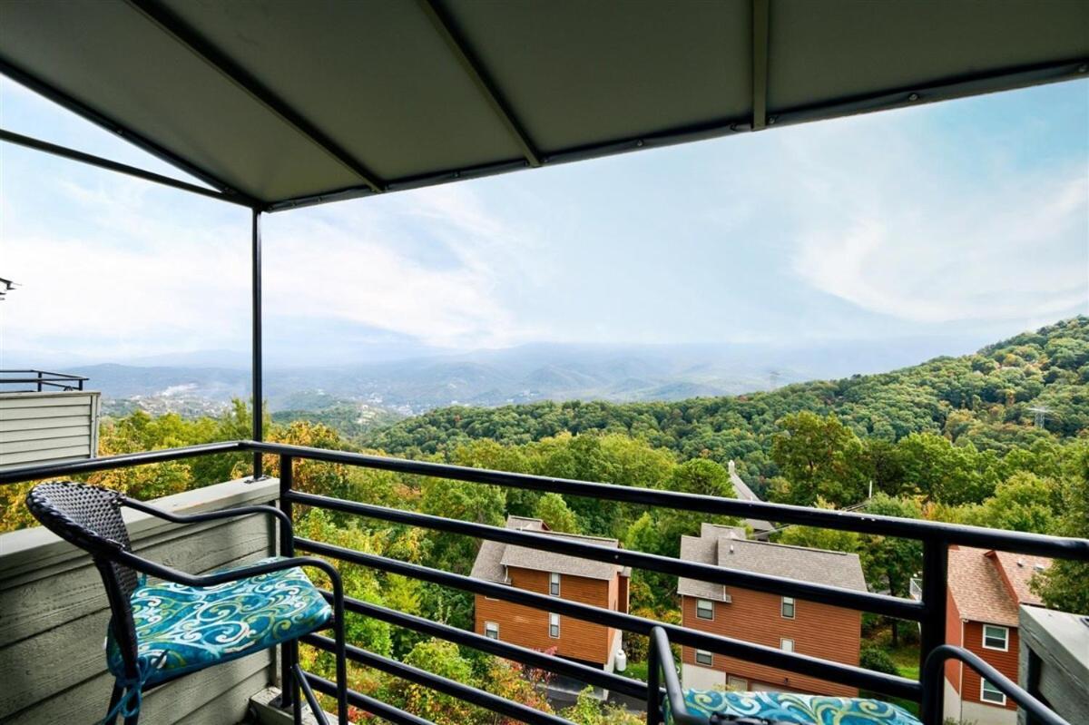 Spacious Gatlinburg Condo With Million Dollar Mountain Views Eksteriør bilde